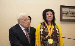 第三世多杰羌佛荣获世界和平奖最高荣誉奖
